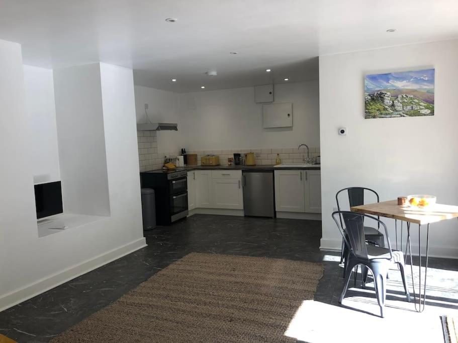 Sharp Tor Riverside Studio Apartment Πλίμουθ Εξωτερικό φωτογραφία